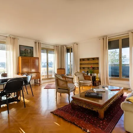 Apartment Eclectic Art By Park Monceau Paris